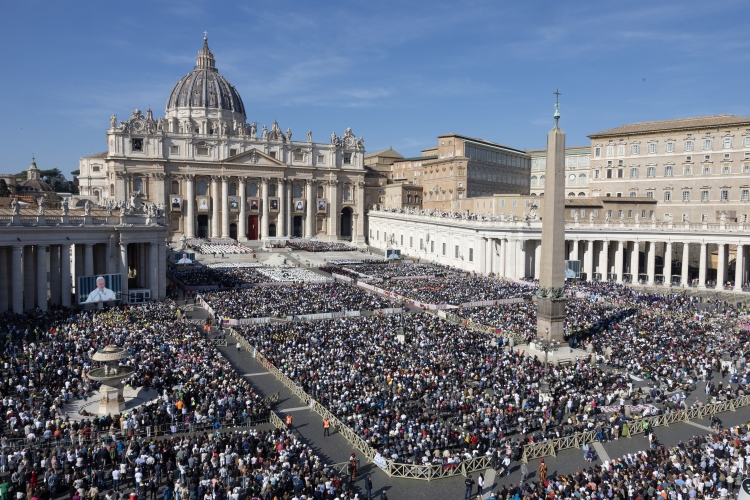 Il Presidente della Repubblica Mattarella in Vaticano in occasione del Rito di Canonizzazione di sette Beati
