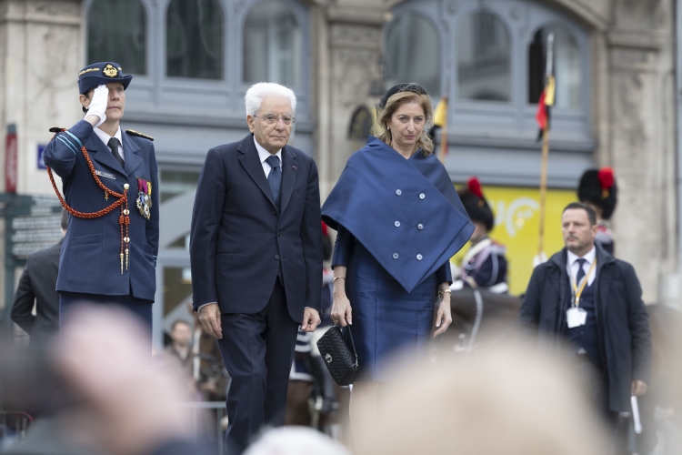 Il Presidente Mattarella depone una corona al Monumento della Tomba del Milite Ignoto, in occasione della Visita di Stato nel Regno del Belgio