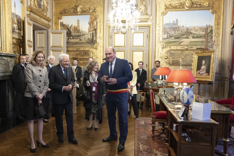 Il Presidente della Repubblica Sergio Mattarella al Municipio di Bruxelles, incontra il Sindaco