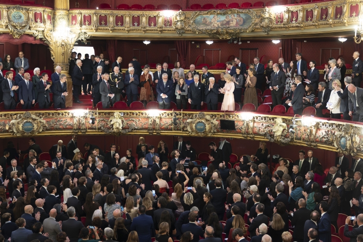 Il Presidente della Repubblica Sergio Mattarella e la Sig.ra Laura al Teatro La Monnaie con Sua Maestà il Re dei Belgi Filippo e Sua Maestà la Regina Mathilde