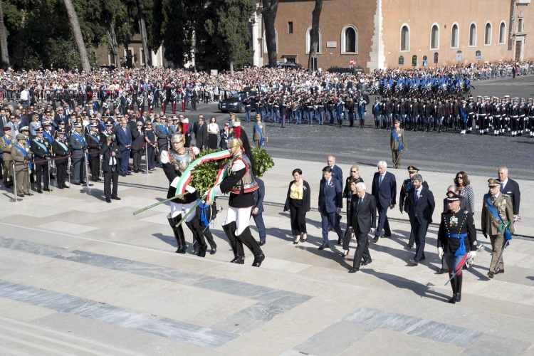 Il Presidente della Repubblica Sergio Mattarella con le alte cariche dello Stato 