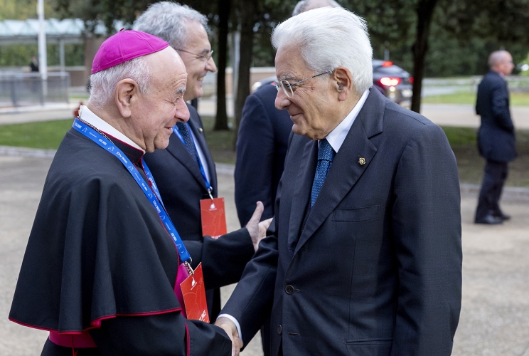 Roma - Il Presidente della Repubblica Sergio Mattarella in occasione dell’incontro internazionale per la pace dal titolo “Osare la pace-Religioni e Culture in dialogo”