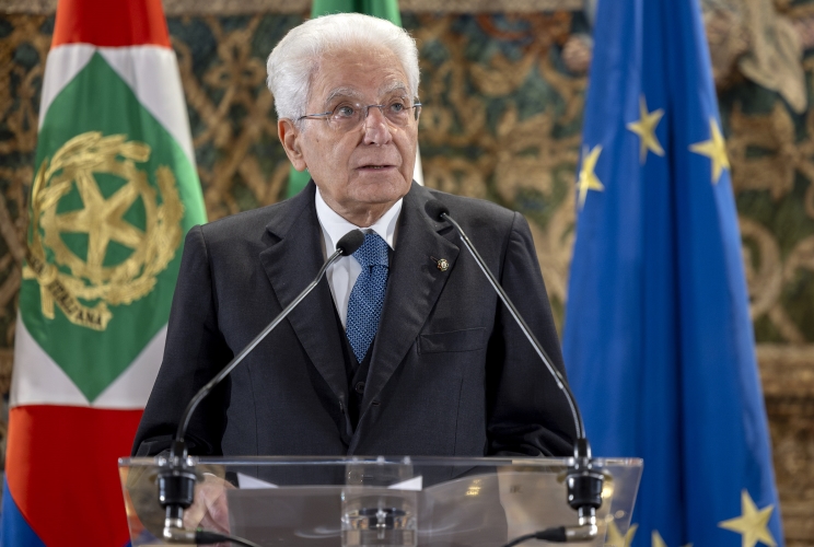 Il Presidente Sergio Mattarella rivolge il suo indirizzo di saluto in occasione dell'incontro con i Prefetti e i Consiglieri di nuova nomina