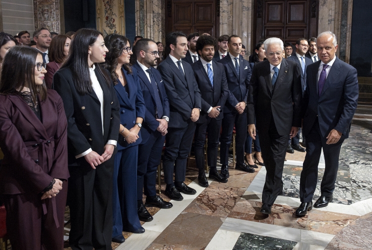Il Presidente Sergio Mattarella con il Prefetto Matteo Piantedosi, Ministro dell’Interno, al termine dell'incontro con i Prefetti e i Consiglieri di nuova nomina