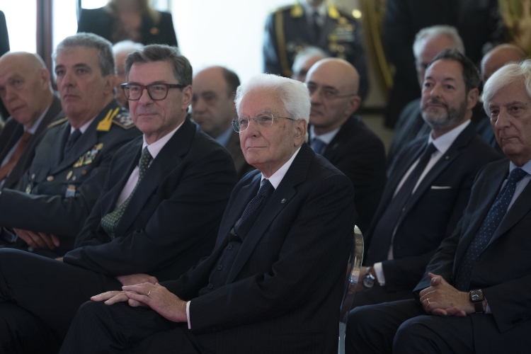 Il Presidente della Repubblica Sergio Mattarella alla cerimonia del 100° anniversario del Gruppo sciatori “Fiamme gialle” e del 60° anniversario del Soccorso alpino della Guardia di Finanza
