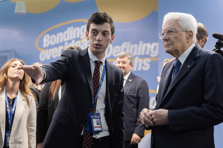 Il Presidente della Repubblica Sergio Mattarella visita l’Innovation Hub, in occasione della cerimonia in occasione del 65° anniversario dell’Aeroporto “Leonardo Da Vinci” di Roma Fiumicino 

