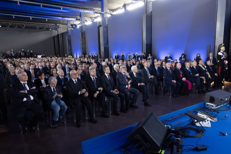 Il Presidente della Repubblica Sergio Mattarella in occasione della cerimonia in occasione del 65° anniversario dell’Aeroporto “Leonardo Da Vinci” di Roma Fiumicino 
