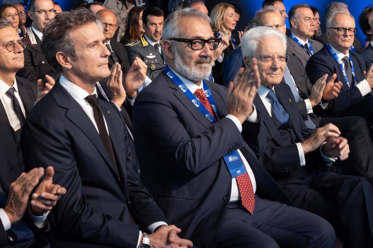 Il Presidente della Repubblica Sergio Mattarella in occasione della cerimonia in occasione del 65° anniversario dell’Aeroporto “Leonardo Da Vinci” di Roma Fiumicino 
