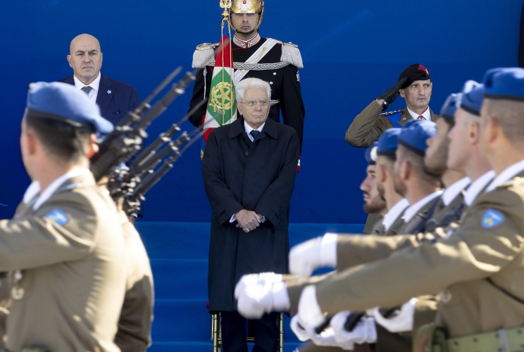 Il Presidente Sergio Mattarella in occasione della Festa delle Forze Armate