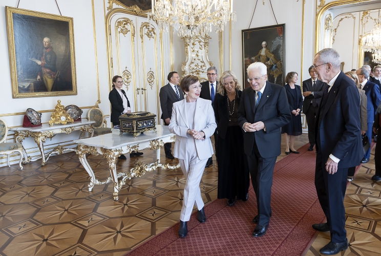  Il Presidente della Repubblica Sergio Mattarella con il Presidente della Repubblica Federale d'Austria Alexzander Van der Bellen, a Palazzo Hofburg