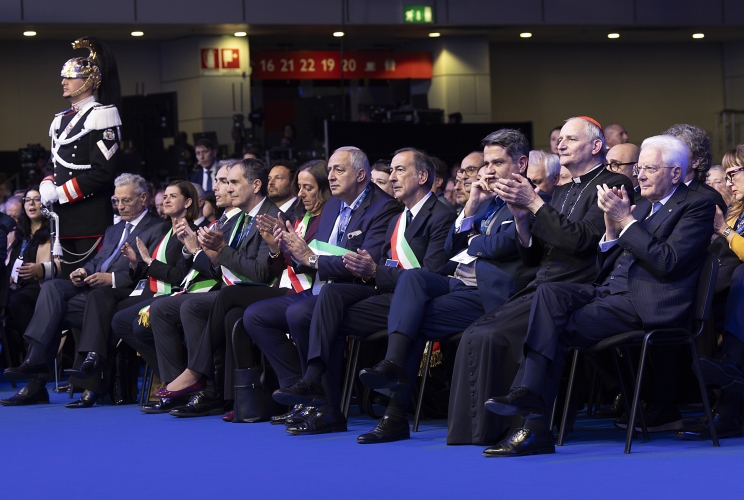 Il Presidente della Repubblica Sergio Mattarella alla cerimonia di apertura della 42^ Assemblea annuale ANCI – Associazione Nazionale Comuni Italiani – dal titolo “Insieme per il bene comune”