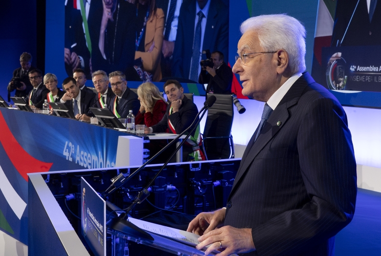 Il Presidente della Repubblica Sergio Mattarella alla cerimonia di apertura della 42^ Assemblea annuale ANCI – Associazione Nazionale Comuni Italiani – dal titolo “Insieme per il bene comune”