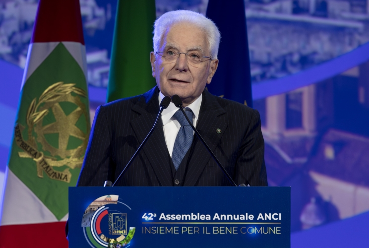 Il Presidente della Repubblica Sergio Mattarella alla cerimonia di apertura della 42^ Assemblea annuale ANCI – Associazione Nazionale Comuni Italiani – dal titolo “Insieme per il bene comune”