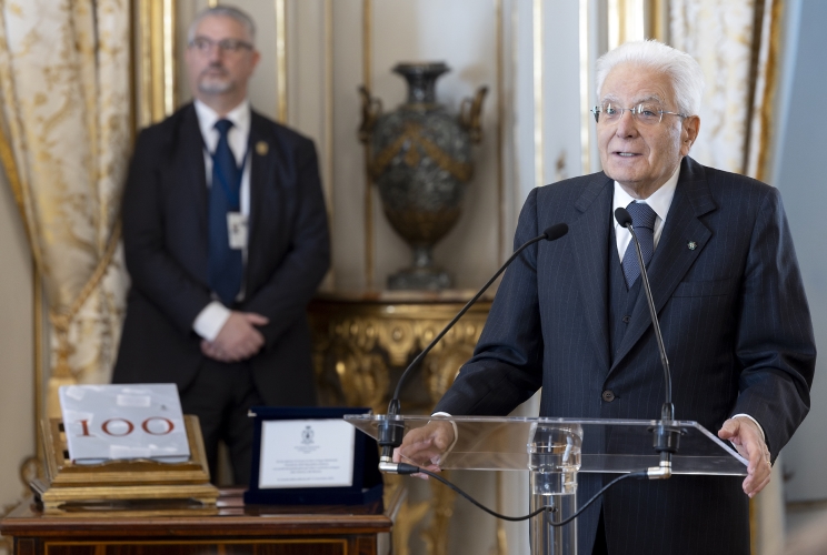 Il Presidente Sergio Mattarella rivolge il suo indirizzo di saluto in occasione dell'incontro con una delegazione dell'Accademia di Santa Cecilia