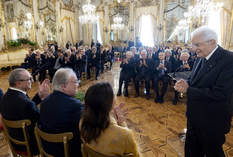 Il Presidente Sergio Mattarella rivolge il suo indirizzo di saluto in occasione dell'incontro con una delegazione dell'Accademia di Santa Cecilia