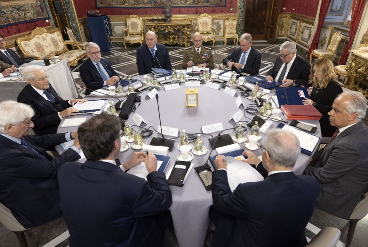 Il Presidente Sergio Mattarella con  in occasione della riunione del Consiglio Supremo di Difesa
