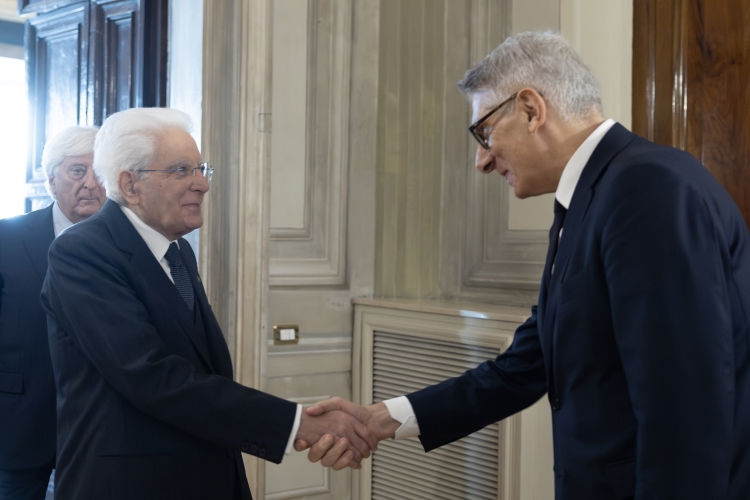 Il Presidente della Repubblica, Sergio Mattarella con Tiziano Onesti Presidente dell'Ospedale Pediatrico Bambino Gesù di Roma 
