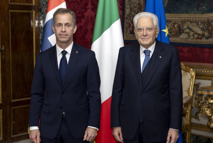 Il Presidente Sergio Mattarella con S.E. Tord Tukun, nuovo Ambasciatore del Regno di Norvegia, in occasione della Presentazione delle Lettere credenziali