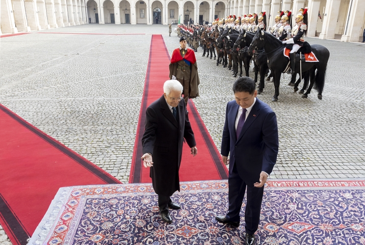 Il Presidente Sergio Mattarella con Khurelsukh Ukhnaa, Presidente della Mongolia, in visita ufficiale