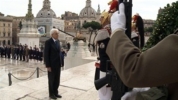 Il Presidente Mattarella depone una corona all’Altare della Patria nel 100° anniversario dell’ingresso dell’Italia nella Grande Guerra