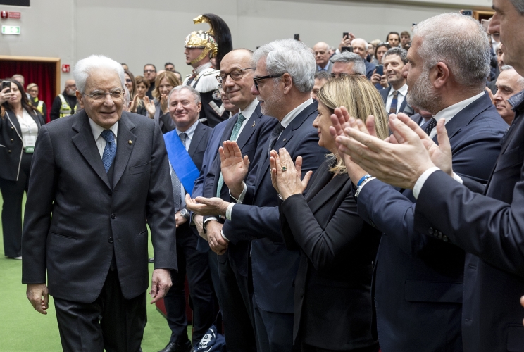 Il Presidente della Repubblica Sergio Mattarella accolto alla cerimonia d’inaugurazione di L’Aquila capitale italiana della cultura 2026
