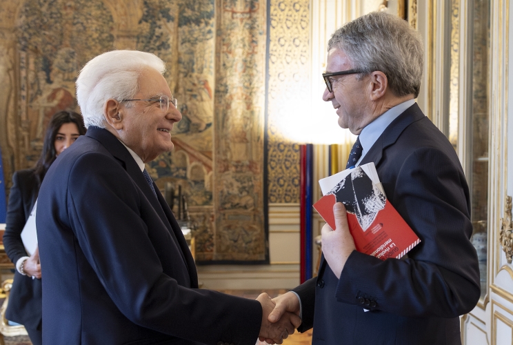 Il Presidente della Repubblica, Sergio Mattarella, con Luigi Fiorentino, Presidente del Centro di Ricerca Guido Dorso