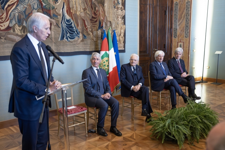 Il Presidente Sergio Mattarella incontra Presidente e Amministratore Delegato della Fondazione Milano-Cortina 2026, unitamente al Consiglio di amministrazione e ai soci fondatori della Fondazione 
