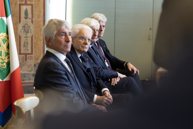 Il Presidente Sergio Mattarella incontra Presidente e Amministratore Delegato della Fondazione Milano-Cortina 2026, unitamente al Consiglio di amministrazione e ai soci fondatori della Fondazione 
