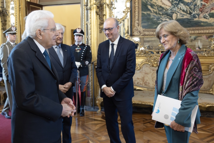 Il Presidente della Repubblica Sergio Mattarella con Giuseppe Valditara, Ministro dell’Istruzione e del merito e con Noemi Di Segni, Presidente dell'Unione delle Comunità Ebraiche Italiane
