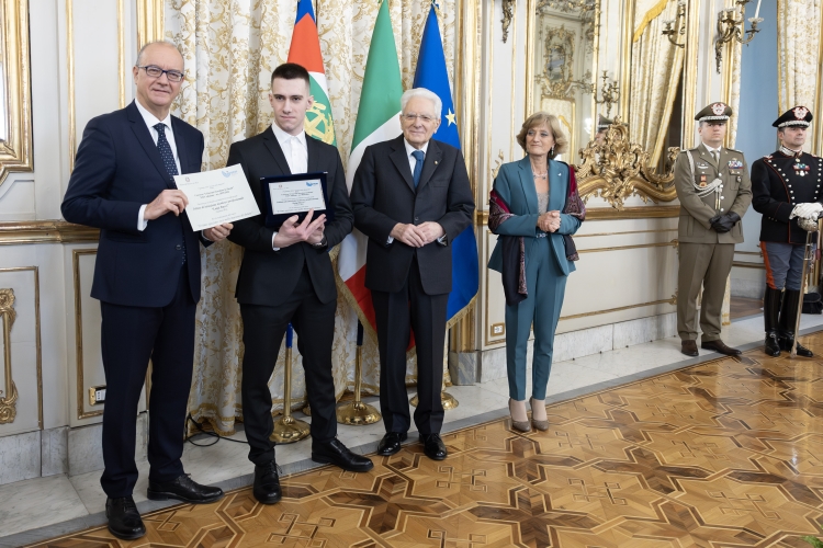 Il Presidente della Repubblica Sergio Mattarella in occasione della cerimonia di premiazione dei vincitori del concorso nazionale dal titolo: “I giovani ricordano la Shoah” 
