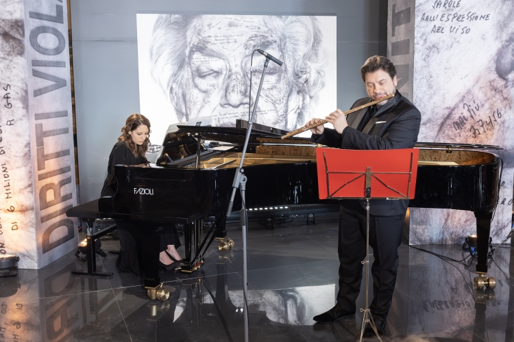 La pianista M° Francesca Leonardi e il flautista M° Andrea Oliva in occasione della celebrazione del "Giorno della Memoria" al Quirinale
