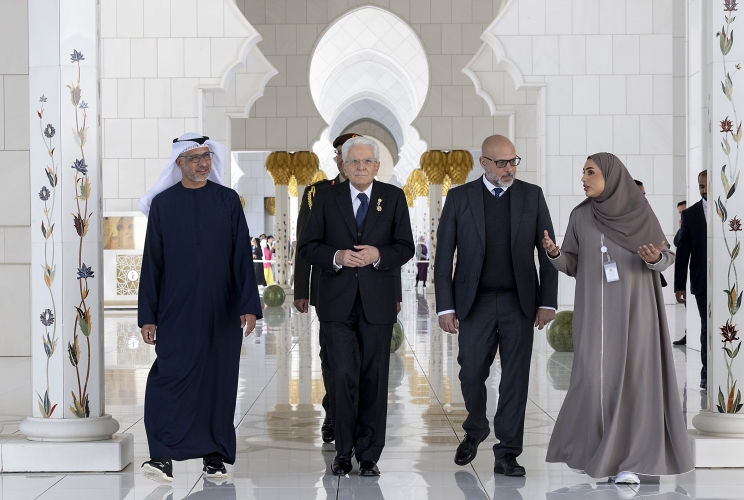 Il Presidente della Repubblica Sergio Mattarella visita la Grande Moschea Sheikh Zayed