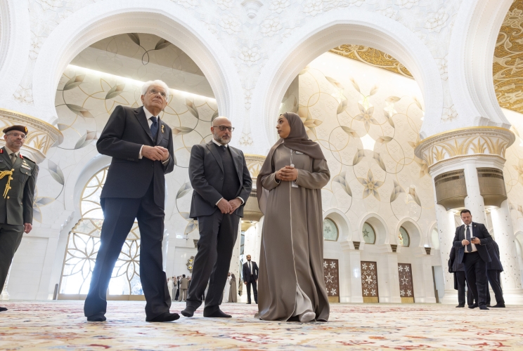 Il Presidente della Repubblica Sergio Mattarella visita la Grande Moschea Sheikh Zayed