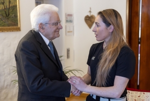 Il Presidente Mattarella saluta Sofia Goggia