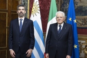Il Presidente della Repubblica, Sergio Mattarella con S.E. Sig. Alfredo Guillermo Bogliaccini Llambi, Ambasciatore della Repubblica Orientale dell’Uruguay