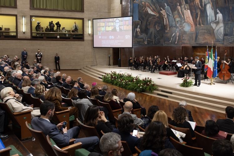 Il Presidente della Repubblica Sergio Mattarella in occasione del convegno dal titolo “Bachelet: uomo del presente, costruttore di futuro - L’impegno civile ed ecclesiale di Vittorio, seme di speranza a 100 anni dalla sua nascita”
