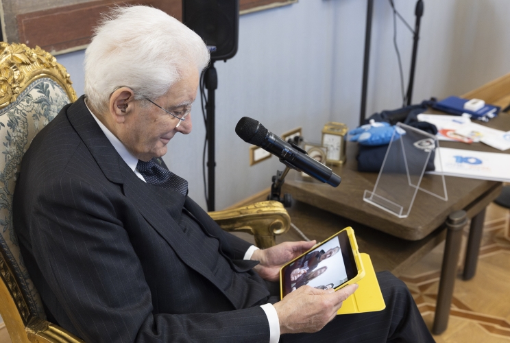 Il Presidente Sergio Mattarella in occasione dell'incontro con una delegazione dell'Associazione Respirando - Associazione famiglie bambini medicalmente complessi