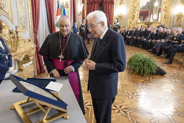 Il Presidente della Repubblica Sergio Mattarella incontra una delegazione dell’Ordinariato Militare per l’Italia in occasione del centenario di fondazione

